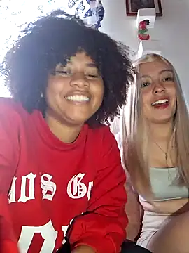 Snapshot of DANIELA_MICHEL chatting on January 9, 4:17 pm DANIELA MICHEL online show from January 9, 4:17 pm