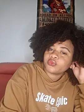 Snapshot of DANIELA_MICHEL chatting on February 18, 12:59 am DANIELA MICHEL online show from February 18, 12:59 am