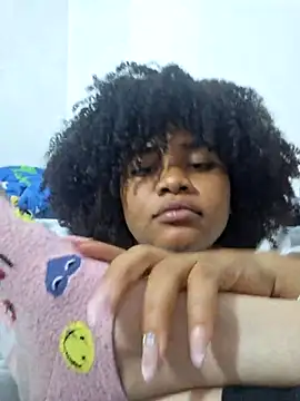 Snapshot of DANIELA_MICHEL chatting on March 13, 10:32 pm DANIELA MICHEL online show from March 13, 10:32 pm