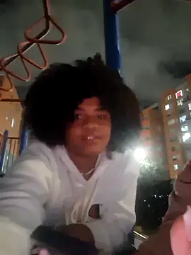 Snapshot of DANIELA_MICHEL chatting on March 22, 12:39 am DANIELA MICHEL online show from March 22, 12:39 am