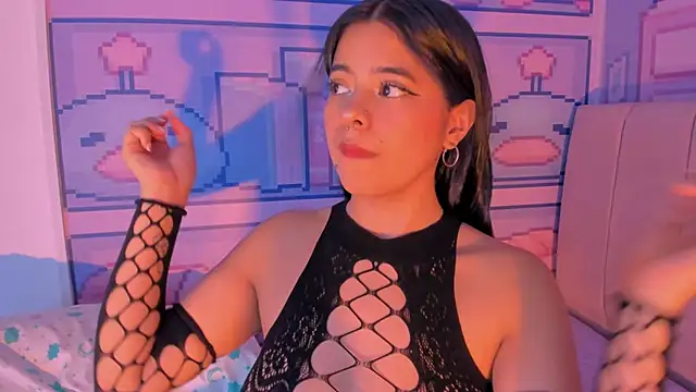  18alice online show from December 15, 3:02 am