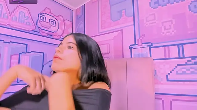  18alice online show from February 9, 10:32 pm