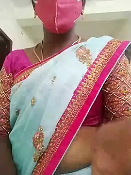 Snapshot of Preethytamilsexy chatting on September 25, 11:58 am Preethytamilsexy online show from September 25, 11:58 am