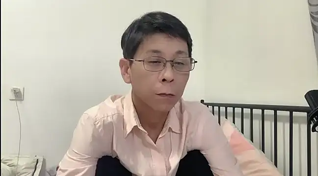 TGH521 online show from January 9, 10:20 am