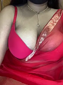 Snapshot of Doodhwaali chatting on January 17, 11:51 pm Doodhwaali online show from January 17, 11:51 pm