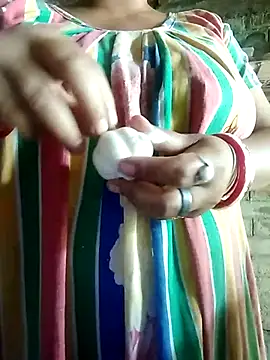 BERRY 00 online show from March 2, 6:27 am