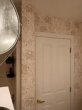 Brickstash online show from April 9, 1:27 am