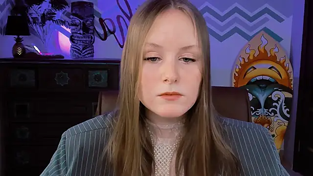 VivienLeeigh online show from February 22, 12:19 pm