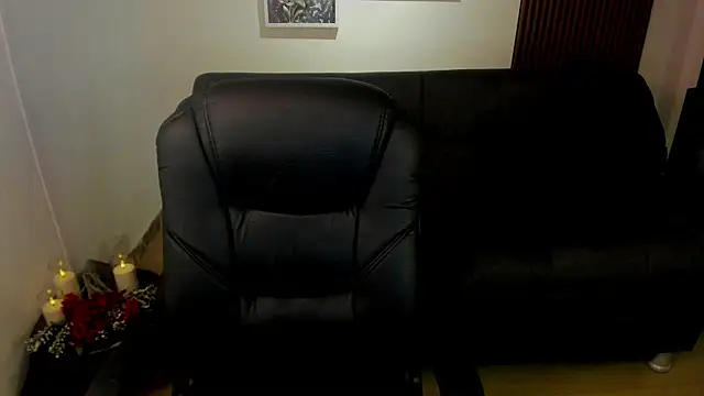 crimson tati  online show from October 24, 3:58 am