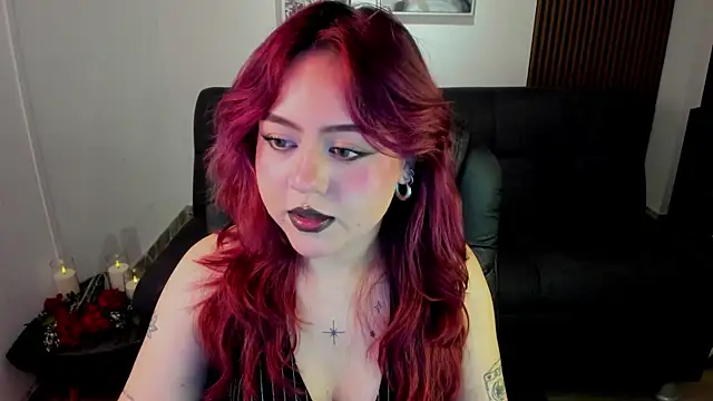 crimson tati  online show from October 31, 4:13 am