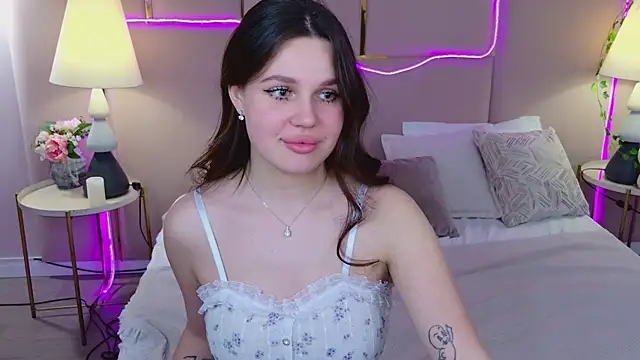 RihannaRose online show from March 13, 8:54 pm