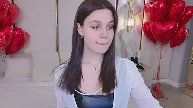 RihannaRose online show from February 6, 5:16 pm