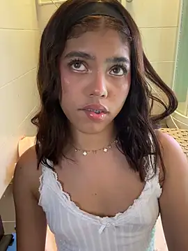 KellyOlsenbe online show from March 4, 8:04 pm