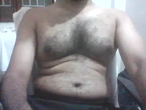 Snapshot of knighttriderr chatting on December 8, 6:28 pm knighttriderr online show from December 8, 6:28 pm