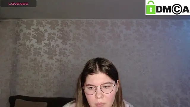 Snapshot of holy_michela chatting on December 4, 7:28 am holy michela online show from December 4, 7:28 am