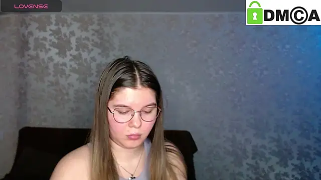 Snapshot of holy_michela chatting on January 23, 7:07 pm holy michela online show from January 23, 7:07 pm
