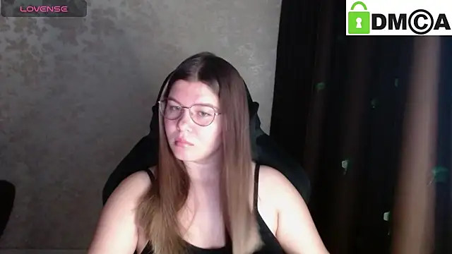 Snapshot of holy_michela chatting on October 3, 3:25 am holy michela online show from October 3, 3:25 am