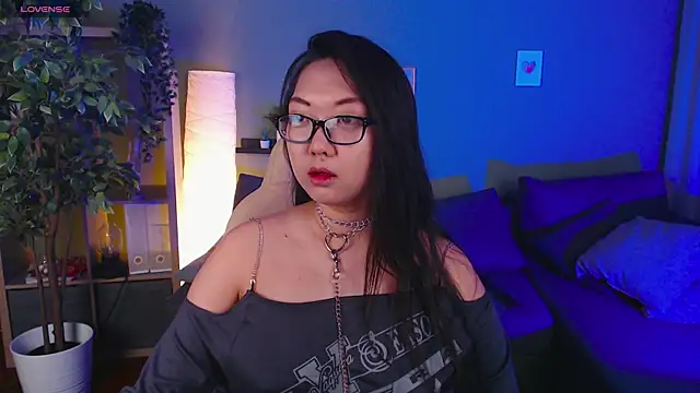 Snapshot of Marine_Vact chatting on March 22, 5:31 pm Marine Vact online show from March 22, 5:31 pm