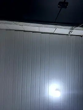 luara1988 online show from January 14, 5:40 pm