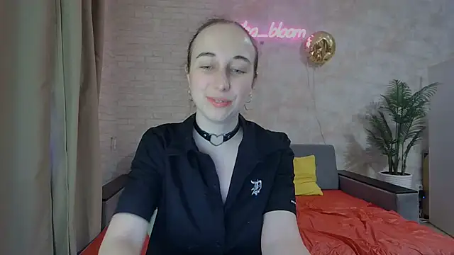 Anika bloom online show from February 24, 5:11 am