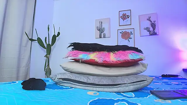 miwa cute online show from February 13, 2:01 am