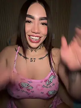 Nickiiiii online show from January 10, 9:55 am