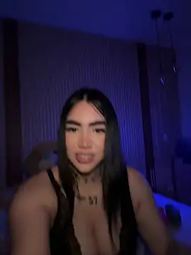 Nickiiiii online show from February 6, 5:56 am