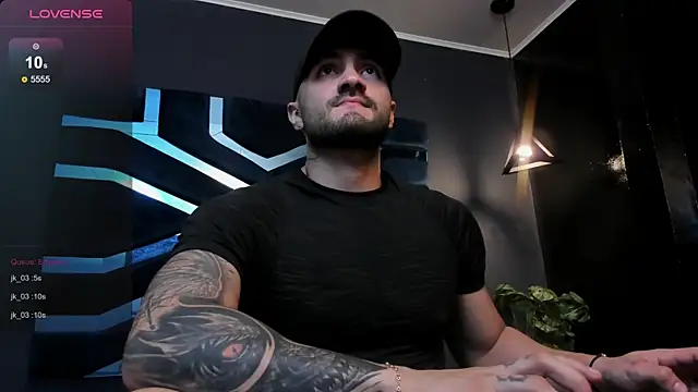 Snapshot of JeanColleman chatting on December 22, 11:24 pm JeanColleman online show from December 22, 11:24 pm