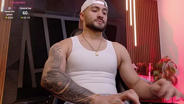 Snapshot of JeanColleman chatting on January 5, 11:30 pm JeanColleman online show from January 5, 11:30 pm