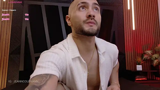 Snapshot of JeanColleman chatting on January 6, 11:18 pm JeanColleman online show from January 6, 11:18 pm