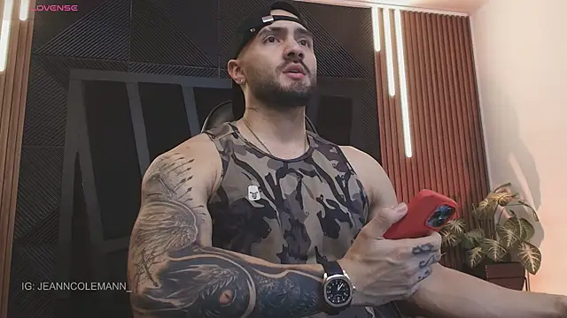 Snapshot of JeanColleman chatting on January 8, 11:18 pm JeanColleman online show from January 8, 11:18 pm