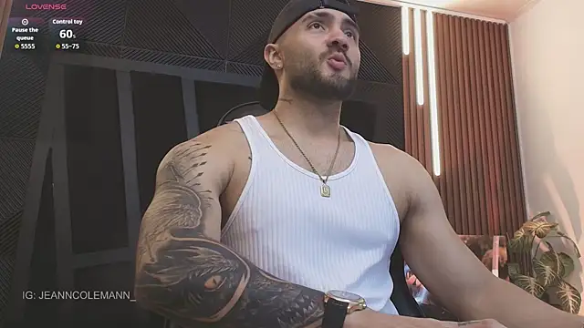 Snapshot of JeanColleman chatting on January 12, 11:32 pm JeanColleman online show from January 12, 11:32 pm