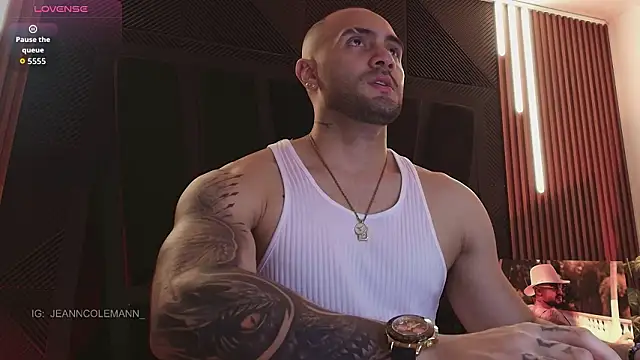 Snapshot of JeanColleman chatting on February 2, 11:25 pm JeanColleman online show from February 2, 11:25 pm