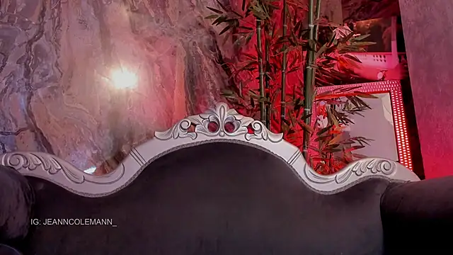 Snapshot of JeanColleman chatting on February 13, 11:23 pm JeanColleman online show from February 13, 11:23 pm