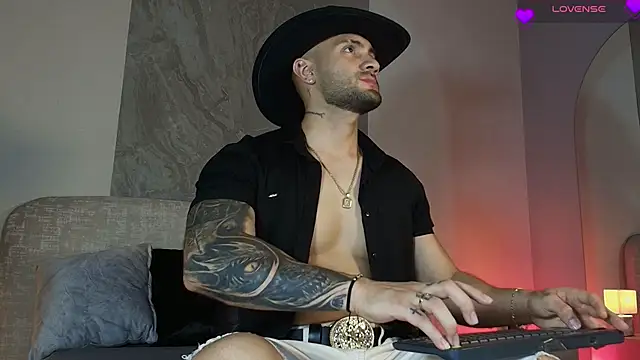 JeanColleman online show from May 23, 12:05 am