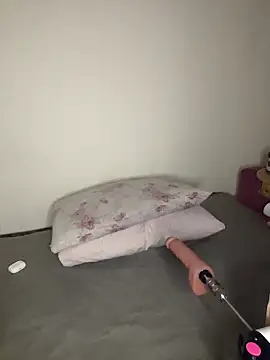 merve0234 online show from April 12, 9:31 pm