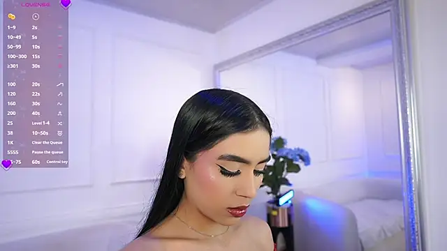 elasummer online show from February 19, 12:00 pm