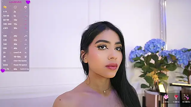 elasummer online show from March 4, 3:15 pm