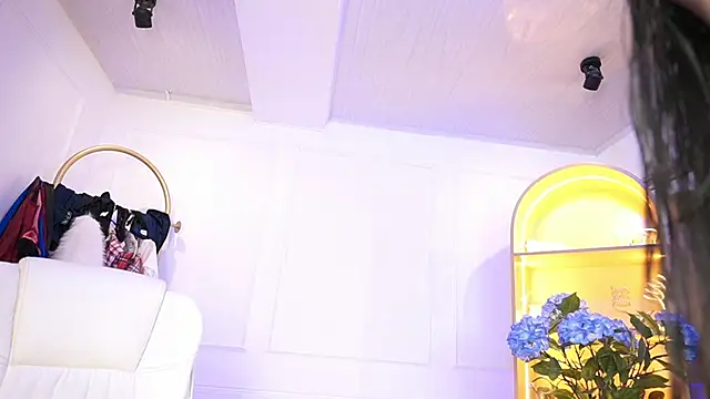 elasummer online show from January 15, 12:32 pm