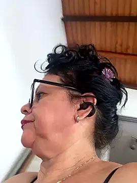 Sharongirl07 online show from May 5, 12:35 pm