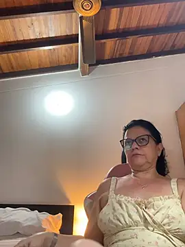 Sharongirl07 online show from June 28, 2:28 am