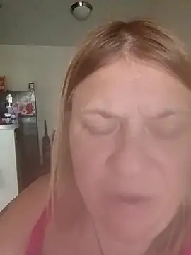 Playmate86 online show from April 13, 1:05 pm