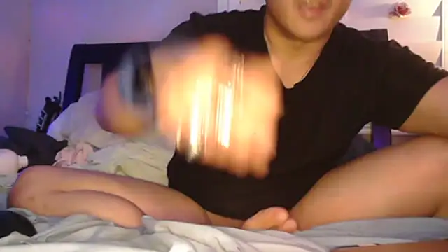 cloudyspun online show from November 27, 1:40 am