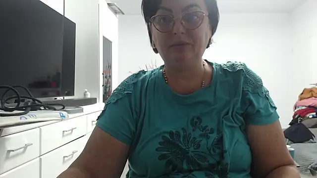 Amandamuller1982 online show from October 11, 10:08 pm