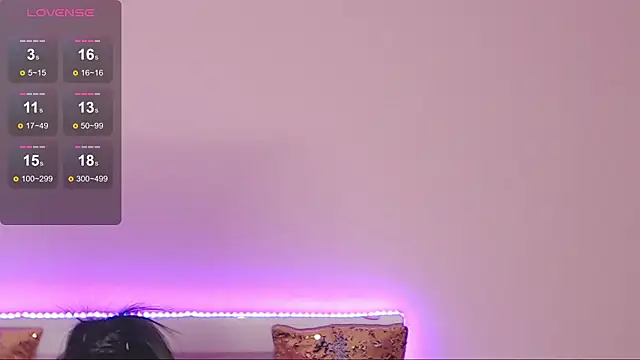 Snapshot of AureliaNoir_ chatting on March 21, 8:08 pm AureliaNoir online show from March 21, 8:08 pm