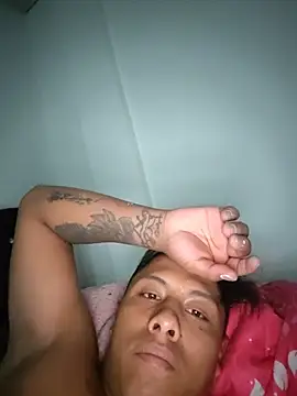 luis2435el online show from August 7, 10:45 pm