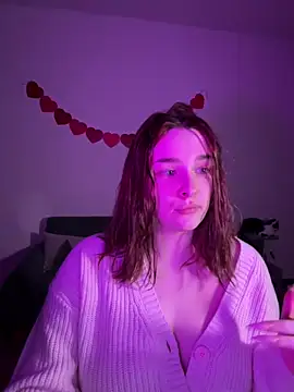 CookyDaisy online show from February 8, 2:04 am