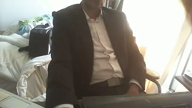 shyfrenchcock1 online show from May 28, 8:22 am