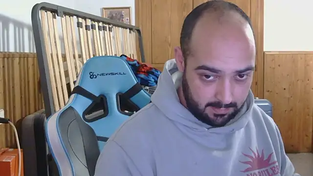 Snapshot of chicomallorca96 chatting on February 16, 4:47 pm chicomallorca96 online show from February 16, 4:47 pm