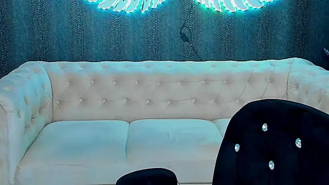 anemarieejolie online show from March 22, 9:42 pm